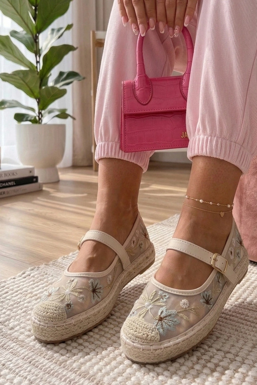 Beige Espadrilles mit bestickten...