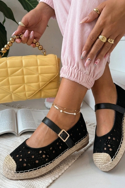 Schwarze luftige Plattformespadrilles...