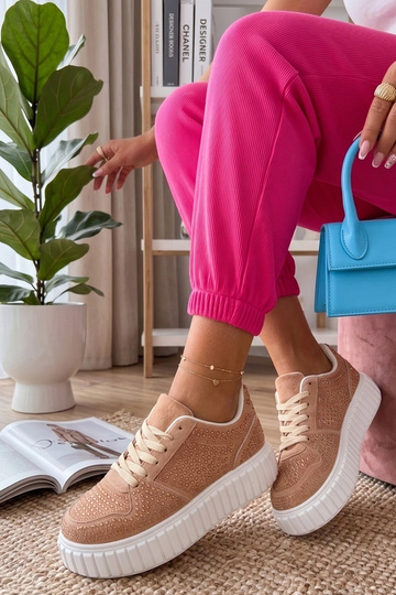 Sandfarbene Sportschuhe mit Plateau und Zirkonia Aurora