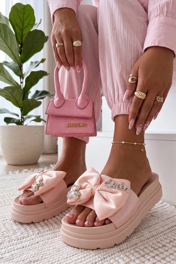 Rosa Clogs mit Plattform...