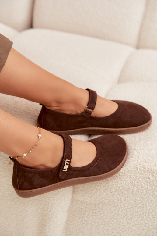 Lederne Wildlederschuhe Barefoot Ballerinas mit Riemchen Zazoo 10206 in Schokoladenfarbe