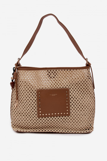 Tasche mit Flechtelementen und Schlüsselanhängern für den Sommer in elfenbeinfarben Fayette