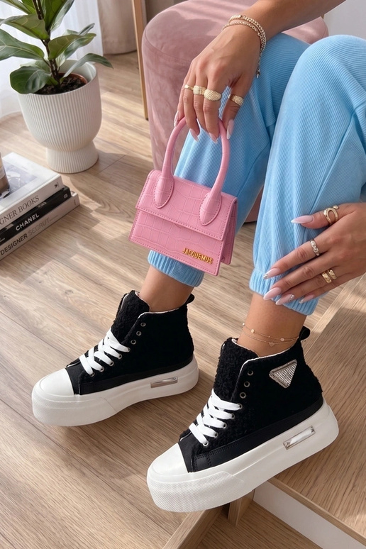 Schwarze Sneakers mit Fell und Zirkonia über dem Knöchel Lucia