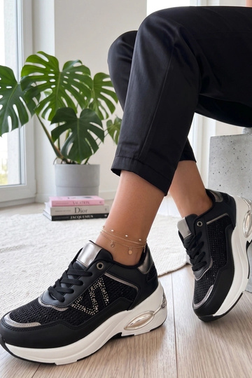 Schwarze Sneakers auf Plattform mit Zirkonia Rafaela