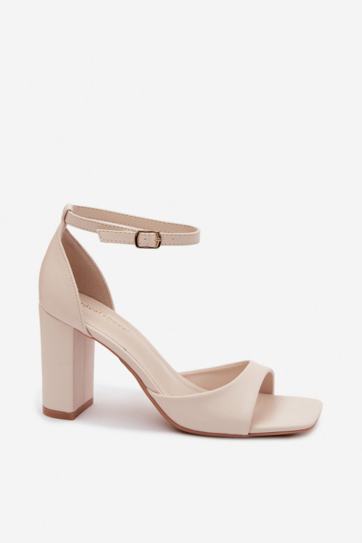 Elfenbeinfarbene Damen-High-Heels-Sandalen aus Kunstleder Melvra