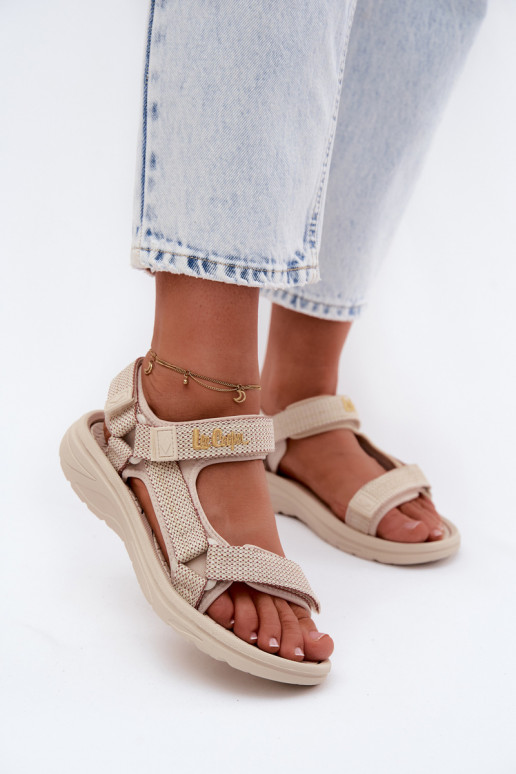 Sandfarbene Damen-Sandalen Lee Cooper LCIN-26-34-4431L