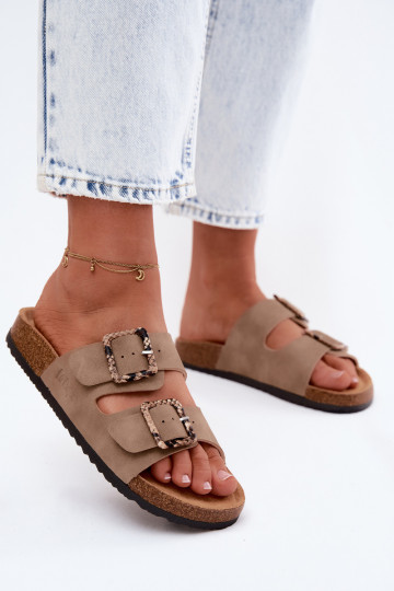 Damenhausschuhe mit Schnallen Lee Cooper LCIN-26-35-4451L Khaki-Farbe