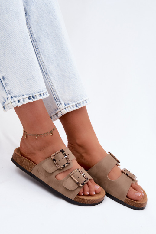 Khaki Damen-Slipper mit Schnallen Lee Cooper LCIN-26-35-4451L