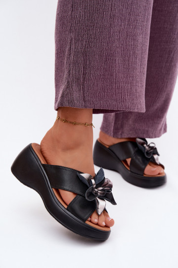 Leder-Platformsandalen mit dekorativen Blumen Vinceza 41511, schwarz 2