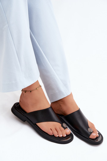 Lederhausschuhe Hausschuhe Feminin mit breiten Absätzen Vinceza 62307 schZuarze Farbe