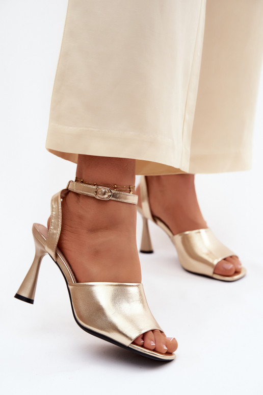 Damensandalen mit Absätzen Vinceza 62297 goldene Farbe