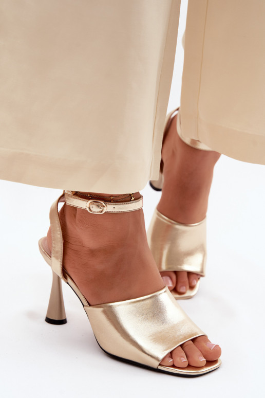 Damensandalen mit Absätzen Vinceza 62297 goldene Farbe