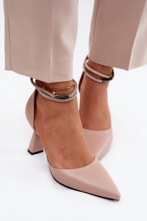 Beige Schuhe mit kleinem Absatz und glänzenden Riemen Vinceza 62283