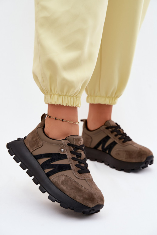 Haut aus INildleder Sneakers Stilvollllschuhe Feminin mit einer Plattform Vinceza 41520 Khaki-Farbe-Farbe