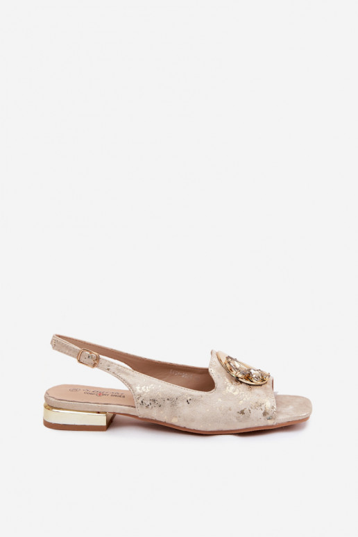 Flache Sandalen für Frauen mit Ornamenten in Goldfarbe