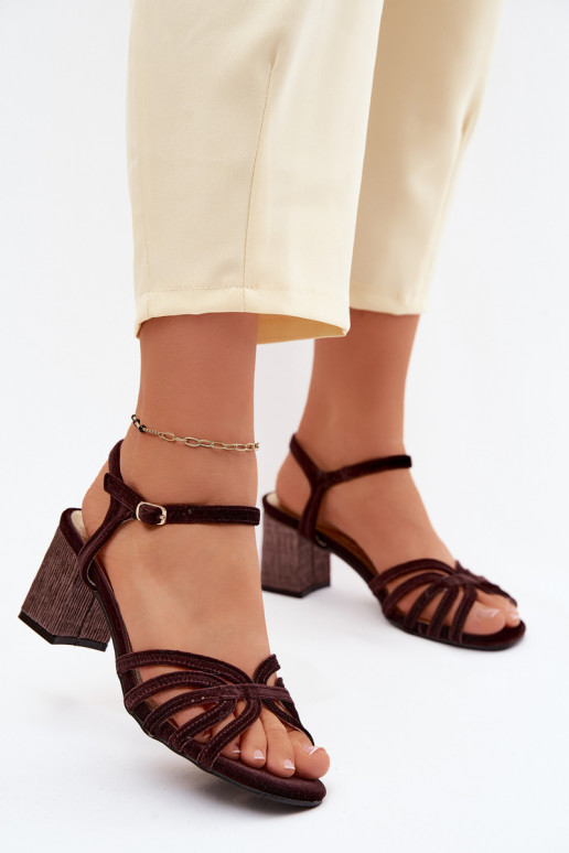 Aksamitne Damen-Sandalen mit hohen Absätzen D&A SR61-0102 Burgund