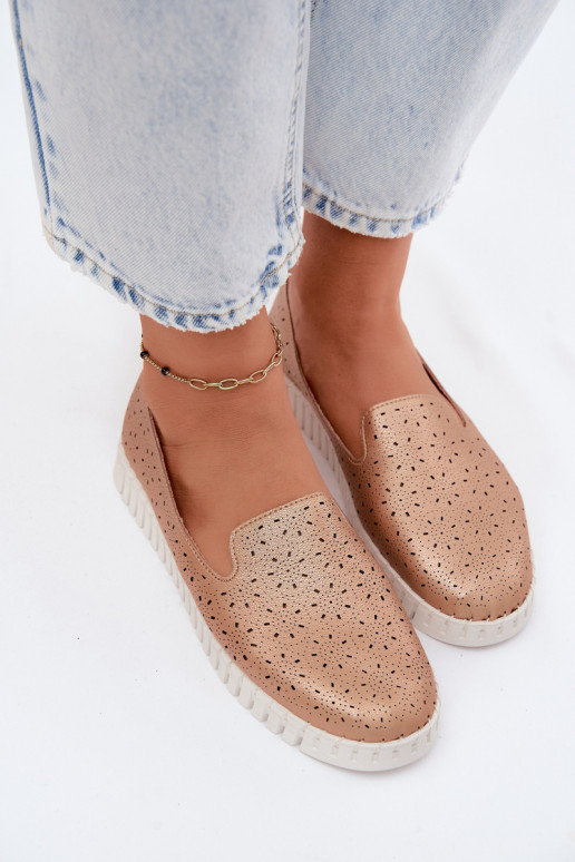 Slipper-Schuhe mit durchbrochenen Elementen in Champagner Salty