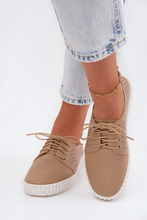 Sandfarbene durchbrochene Schuhe mit Schnürsenkeln Pearla