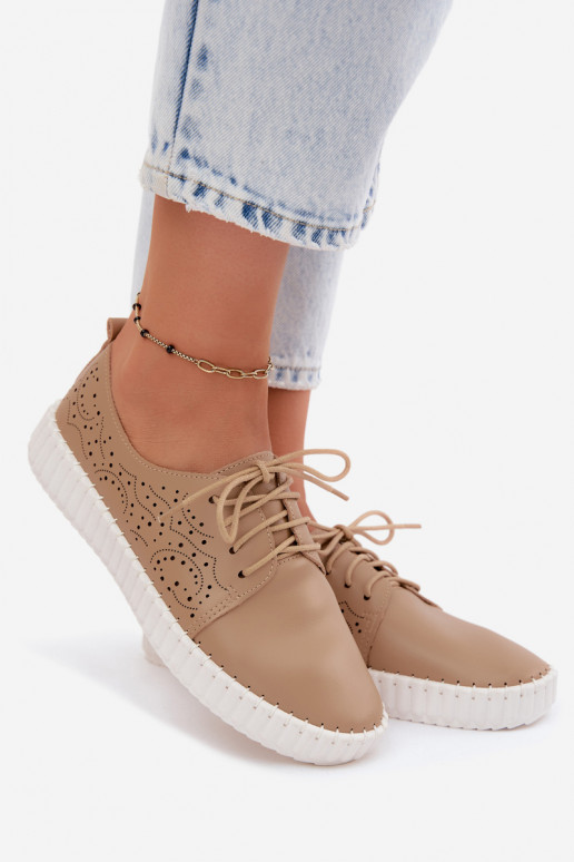 Sandfarbene durchbrochene Schuhe mit Schnürsenkeln Pearla