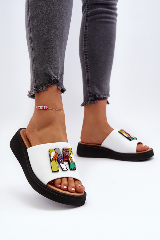Damen Leder Hausschuhe mit Ornamenten weiß Asames