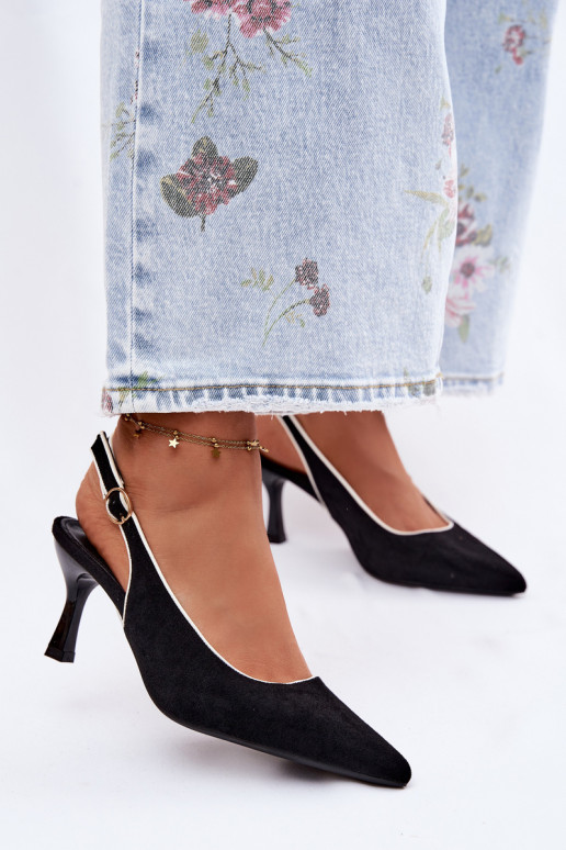 Damensandalen mit dünnen AbsätzenLamóZuką schZuarze Farbe Relmira