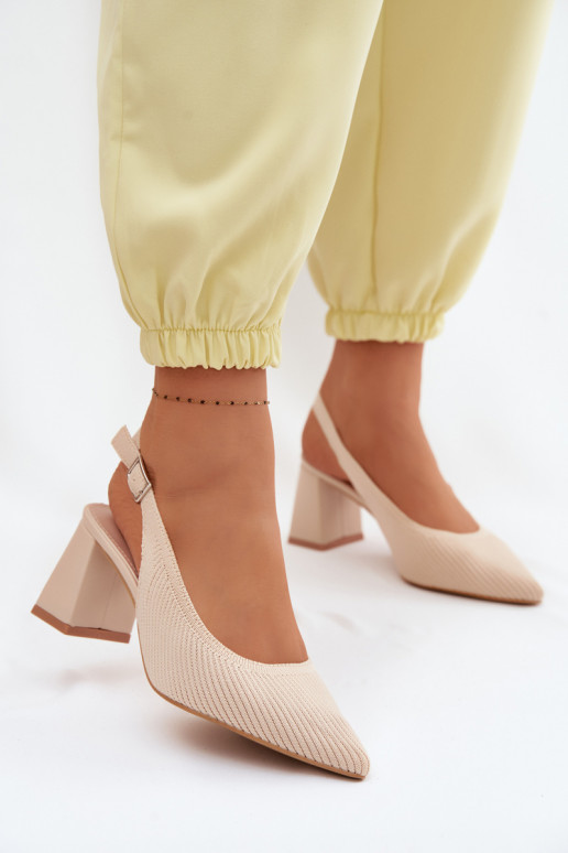 Sandfarbene Sandalen mit Absätzen Elissea