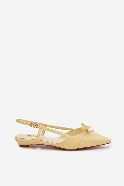 Gelbe Damen-Sandalen aus Kunstleder auf niedrigem Absatz Jelmera