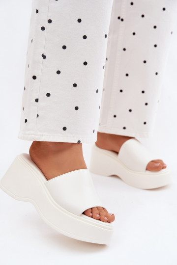 Damenhausschuhe mit einer Plattform Zueiße Farbe Virelia 2