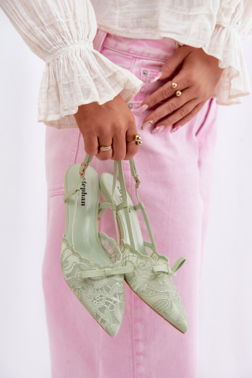 Schnürsandalen Feminin Ermöglicht obcasie mit Bändern grüne Farbe Es mussribelle