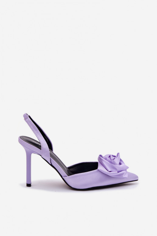 Damensandalen mit dünnen AbsätzenSatynoZuym INykończeniem Violette Farbe Irina
