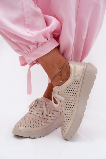 Goldfarbene perforierte Lederschuhe für Damen Vinceza 79629 2