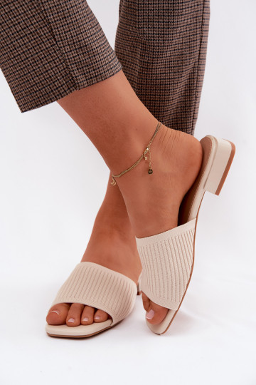 Elfenbeinfarbene Damenschuhe mit breiten Absätzen Belissea 2