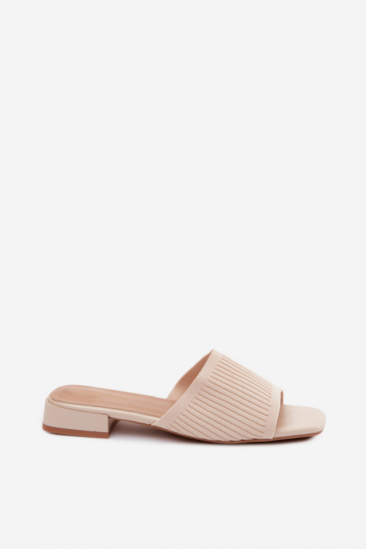 Elfenbeinfarbene Damenschuhe mit breiten Absätzen Belissea