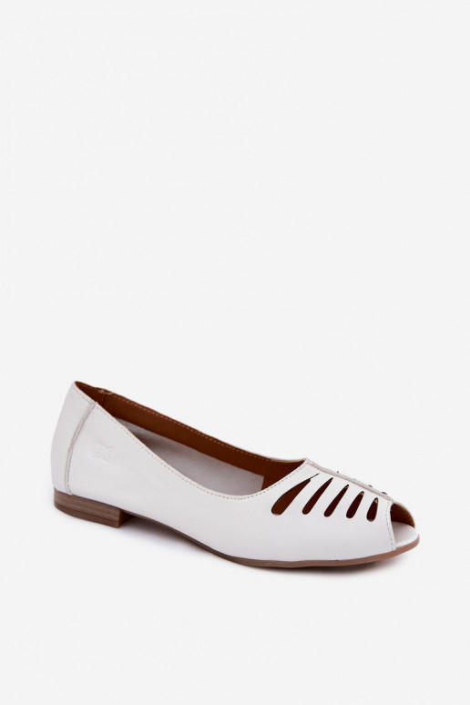 Löcher ballerinas aus Kunstleder Tai turiciejka P7541-11 weiß