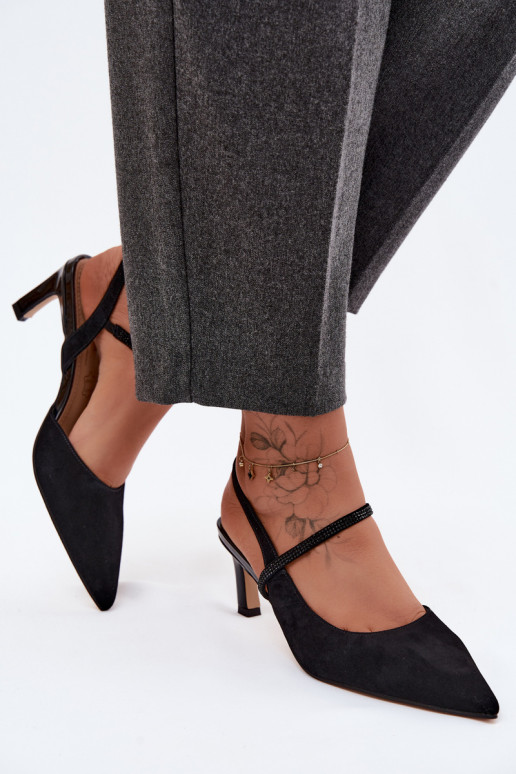 Schwarze elegante Wildlederschuhe mit dekorativen Riemen D&A
