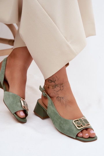 Eleganter Stil SandalenErmöglichtturalnego aus INildlederu mit Absätzen D&A CE61-3127 grüne Farbe