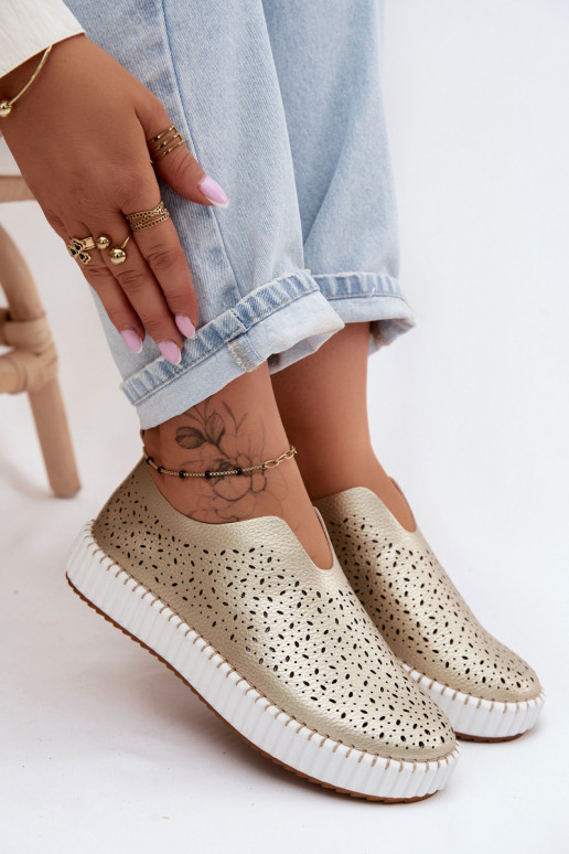 Slipper-Schuhe mit Spitzen-Elementen und Plattform in goldfarbenem Glamma
