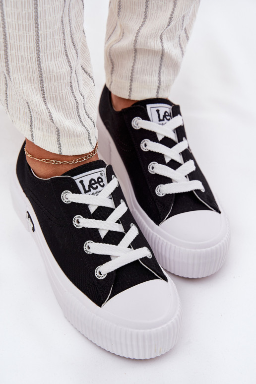 Bequeme Schuhe mit Plattform in Schwarz