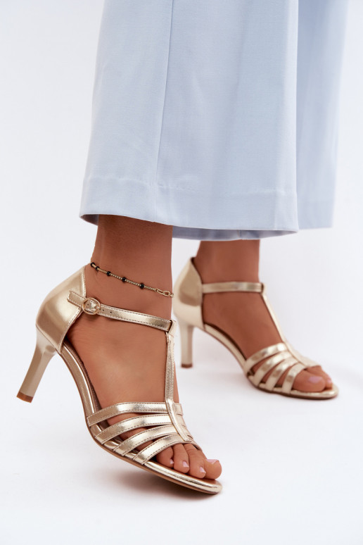Damen-Sandalen mit Riemen auf dünnen Absätzen Sergio Leone SK132 in Goldfarbe