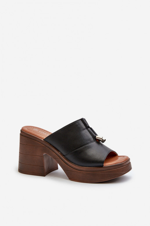 Damen Slipper aus Kunstleder mit Plattform in schwarzer Farbe Dafira