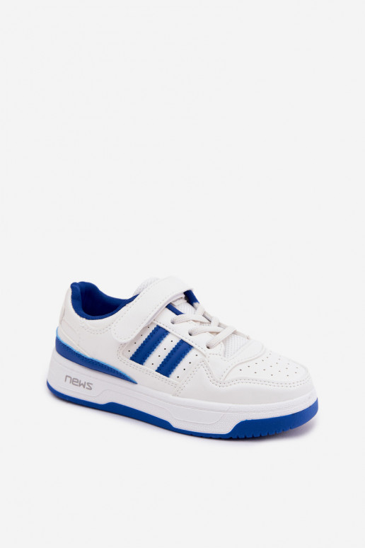 Sneakers Stilvollllschuhe Kindisch mit Klebeverschlüssen INeiß-blaue Farbe Neressa