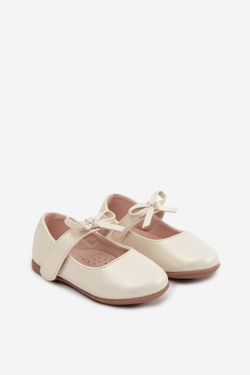 Kinder-Ballerinas mit Klettverschlüssen und Schleifen in Sandfarbe Drippy