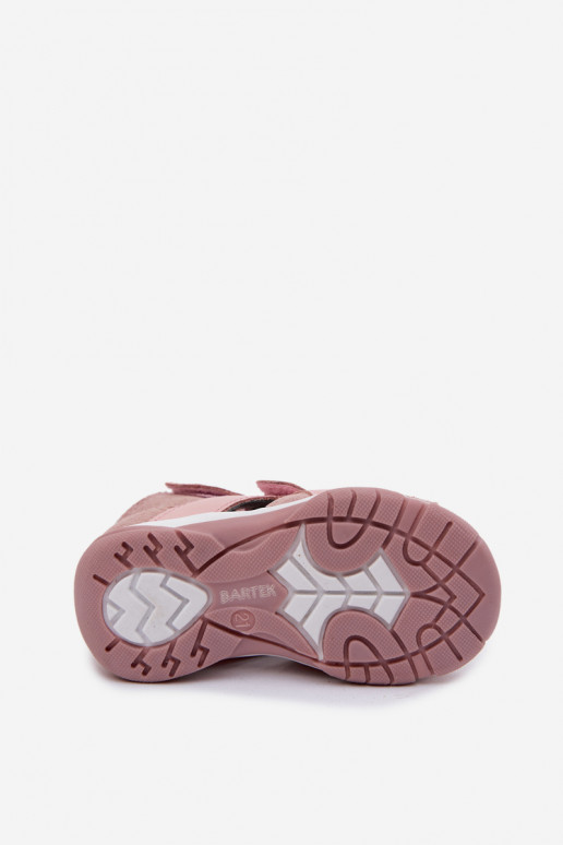 Bartek 84405-85 glänzende Sandalen für Mädchen in Rosa