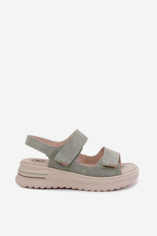Haut INildledersandalen für Damen mit einer Plattform grüne Farbe Peria