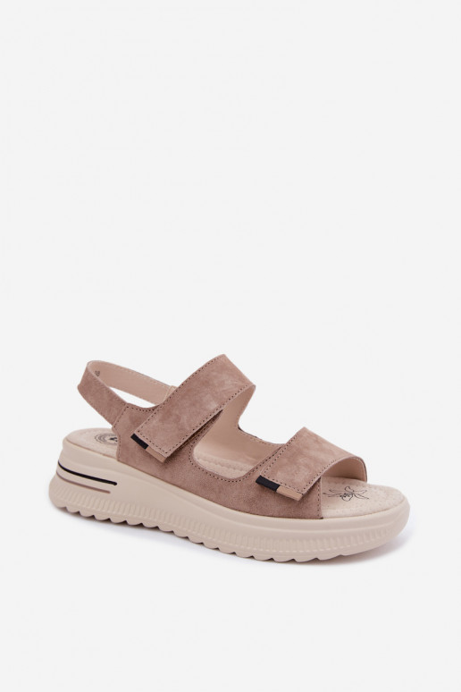 Damen-Platformsandalen aus Kunstveloursleder in Sandfarbe Peria