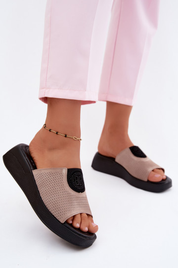 Sandfarbene Damenschuhe aus Kunstveloursleder Fablee 2