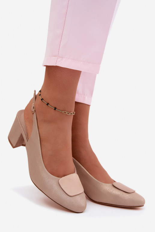 Damen Sandalen mit Absatz und dekorativer Schnalle in roségoldener Farbe Tai turiden