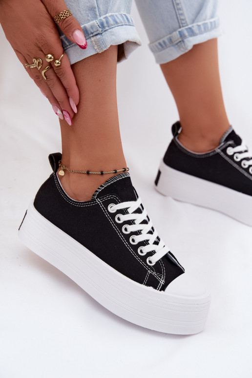Freizeitschuhe mit einer Plattform schZuarze Farbe Amalfi