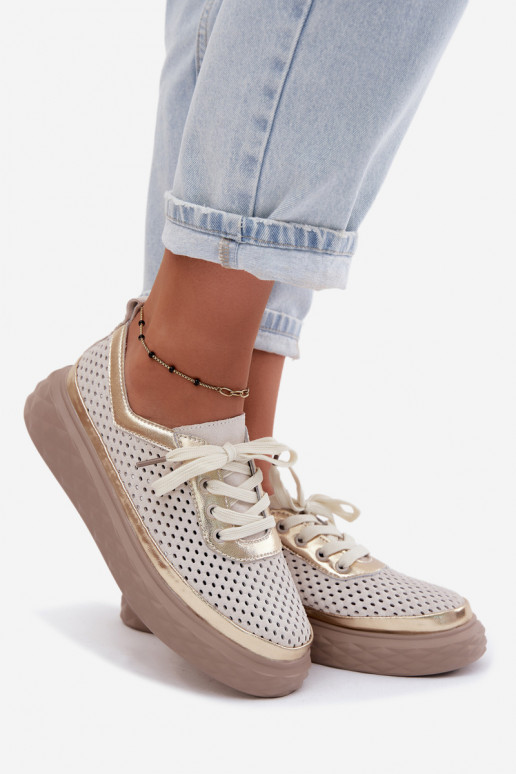 Damen Schuhe aus Kunstveloursleder mit Plattform und Ausschnitten in Sandfarbe Lessa