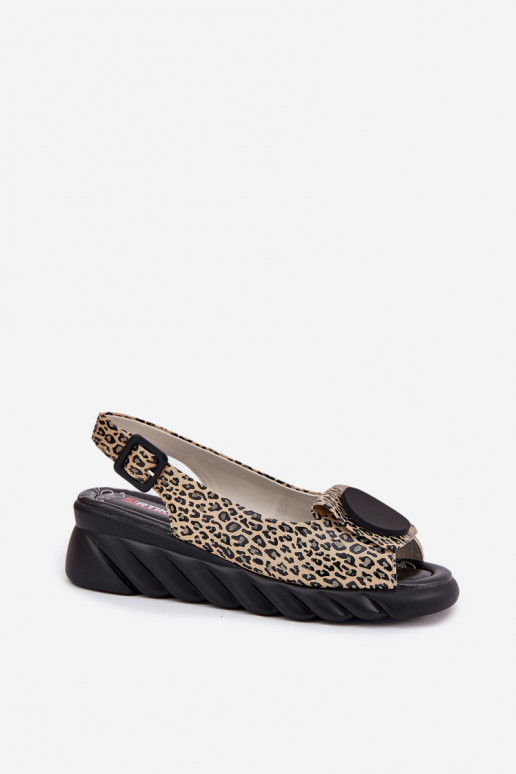Sandalen mit Elementen aus Naturleder auf Plattform mit Leopardenmuster Artiker 56C2186